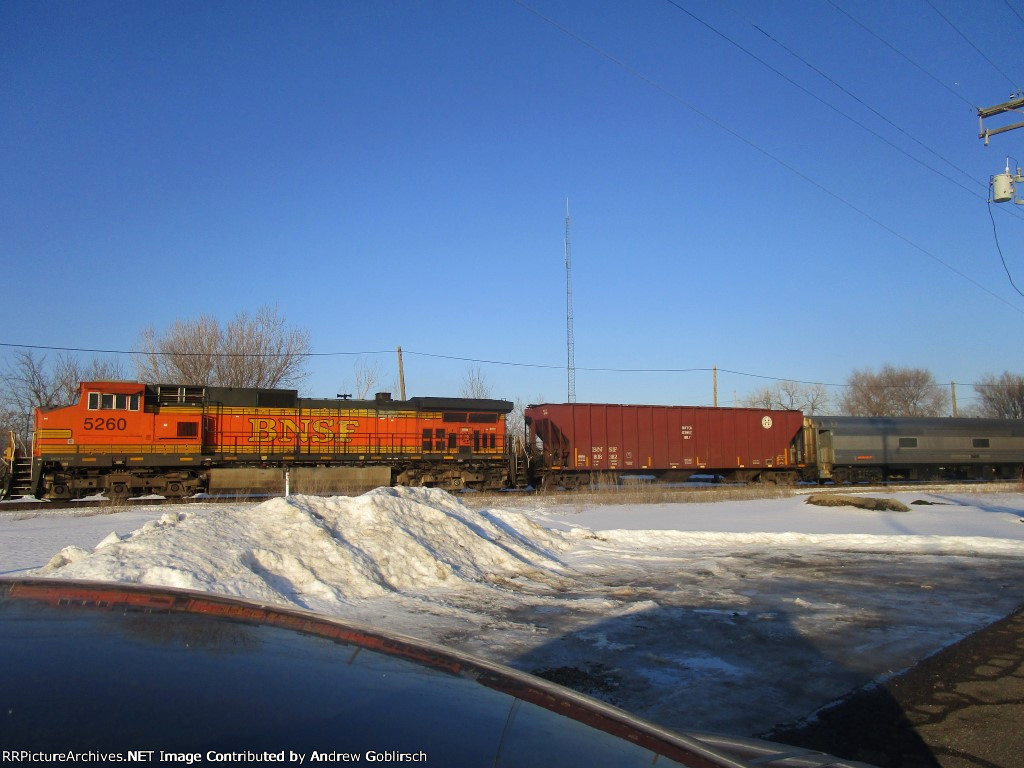 BNSF 5260 Geometry Train